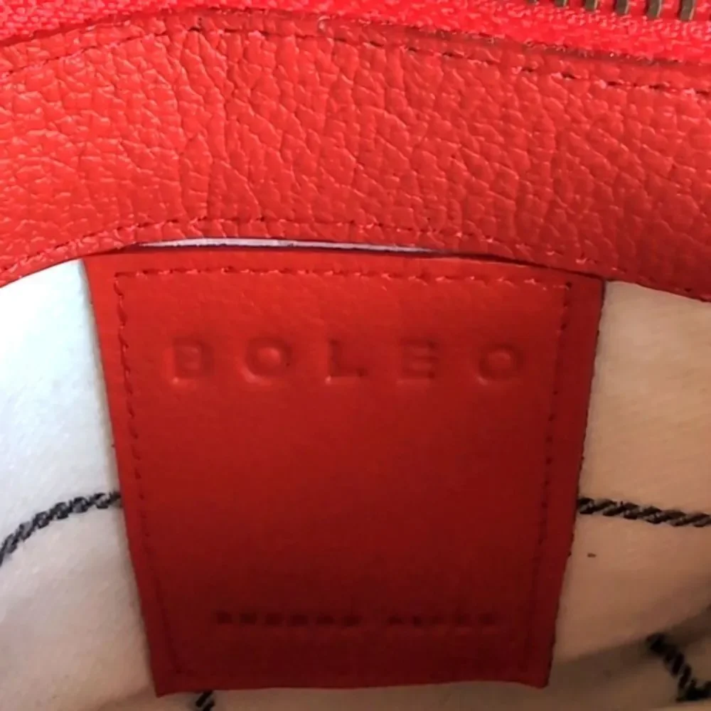 Boleo Feelin' 22 Limited Edition Wristlet-Red Pebble Leather/Crossbody Strap❤️
